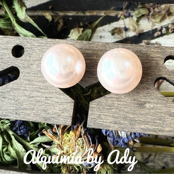 Alquimia Pearl Earrings - Picture 1 of 1